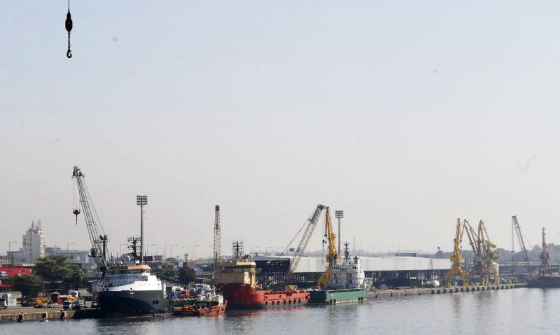 Balança comercial tem melhor saldo da história