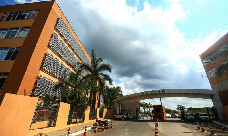 Anvisa autoriza novo estudo para desenvolvimento de vacina para combate da Covid-19