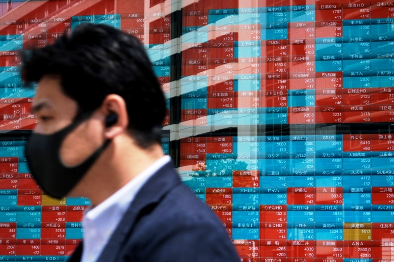 Bolsas da Ásia fecham em alta modesta, com tom ‘dovish’ de Powell