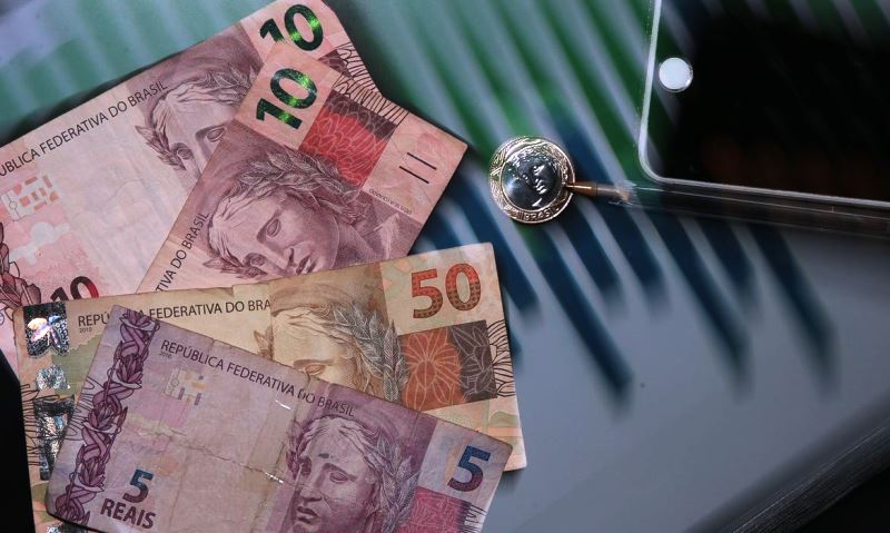 Começam a valer novas alíquotas do IOF