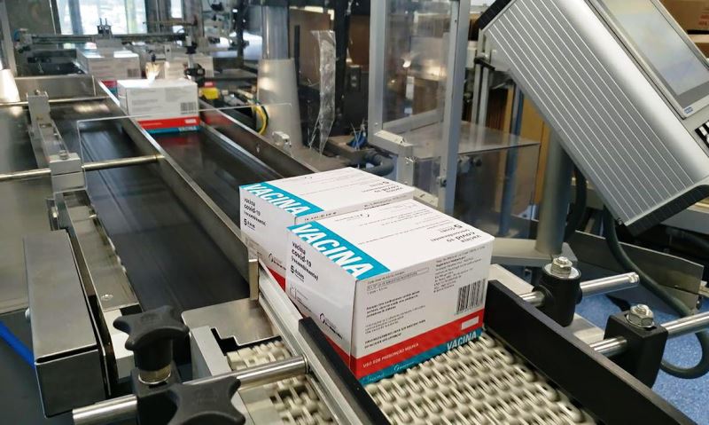 Fiocruz volta a entregar doses da vacina contra a Covid-19
