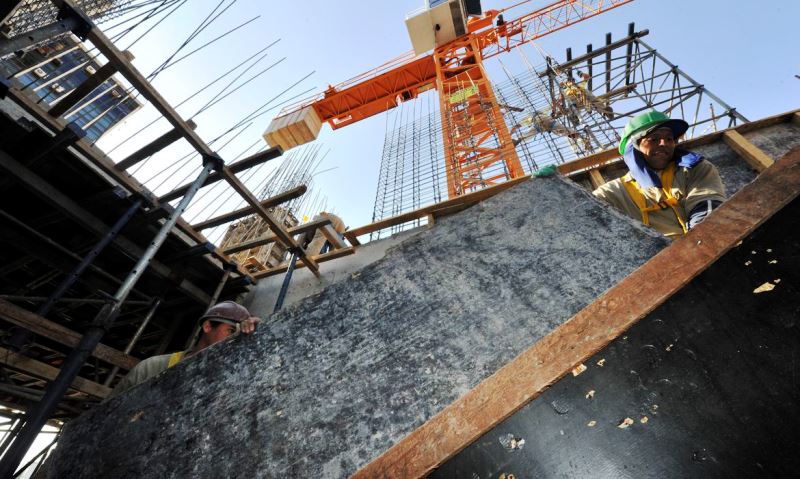 Confiança da indústria de construção tem forte queda, segundo CNI