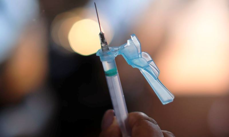 São Paulo antecipa segunda dose da AstraZeneca para oito semanas