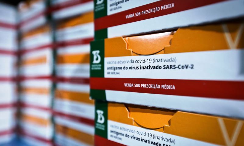 Coronavac tem intervalo reduzido para 15 dias