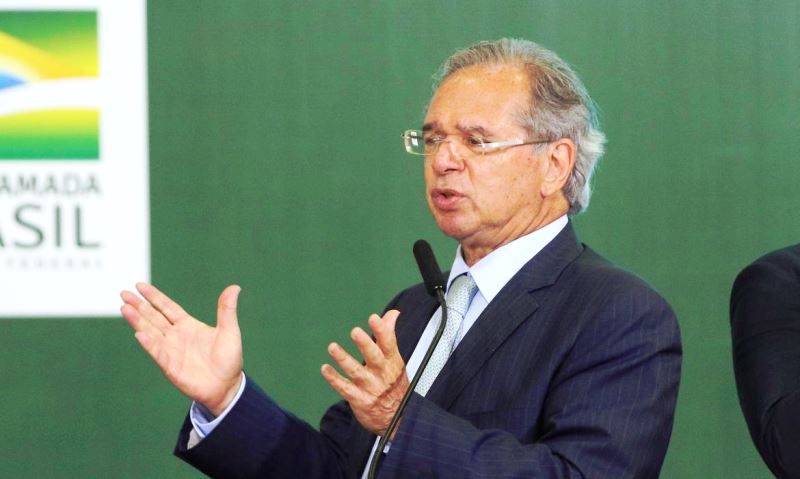 Ministro diz que privatização da Petrobras ampliaria investimentos