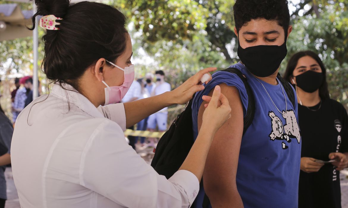 20 milhões estão com a segunda dose da vacina atrasada