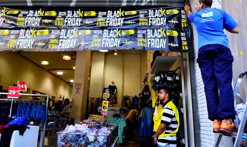 Vendas na Black Friday devem cair pela primeira vez em cinco anos