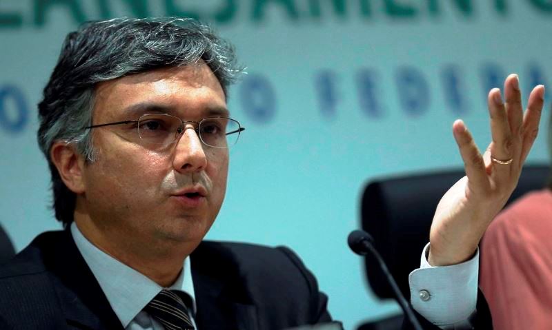 Novo secretário descarta Plano B para Auxílio Brasil de R$ 400