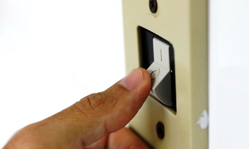 Famílias de baixa renda terão redução automática na conta de luz