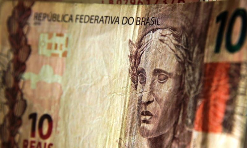 Governo anuncia medidas para regularizar dívidas do Simples