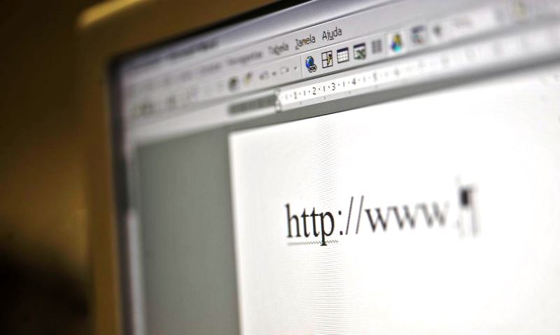 Setor de serviços cresce 2,4% após dois meses de queda