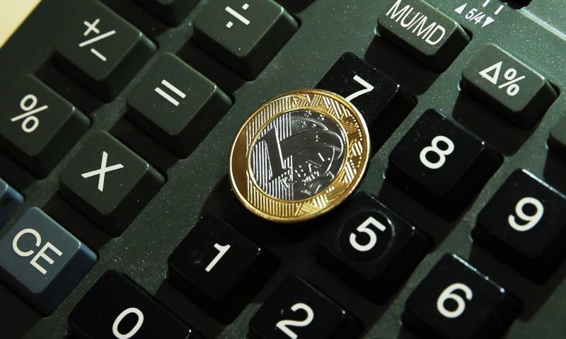 Número de endividados cai 0,2 ponto percentual em janeiro