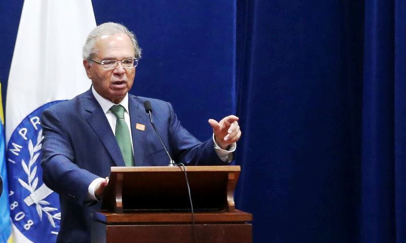 Ministro se reúne com ministra da Economia da Espanha