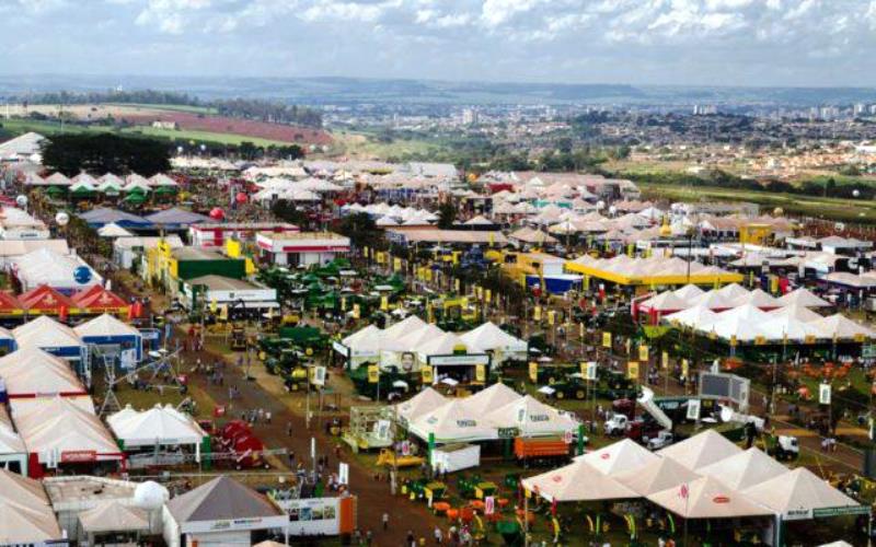 Agrishow começa e volta ao formato presencial