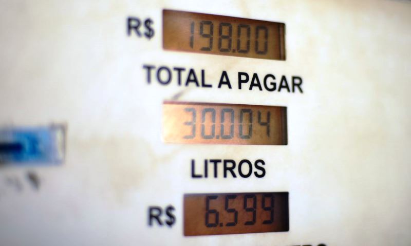 Postos terão duas formas de mostrar preços de combustíveis
