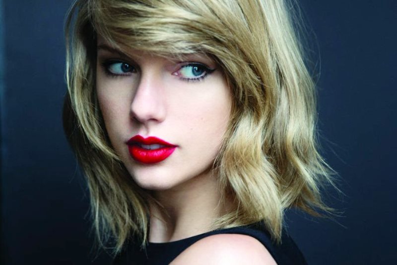 Taylor Swift anuncia lançamento de regravação da canção ‘This Love’