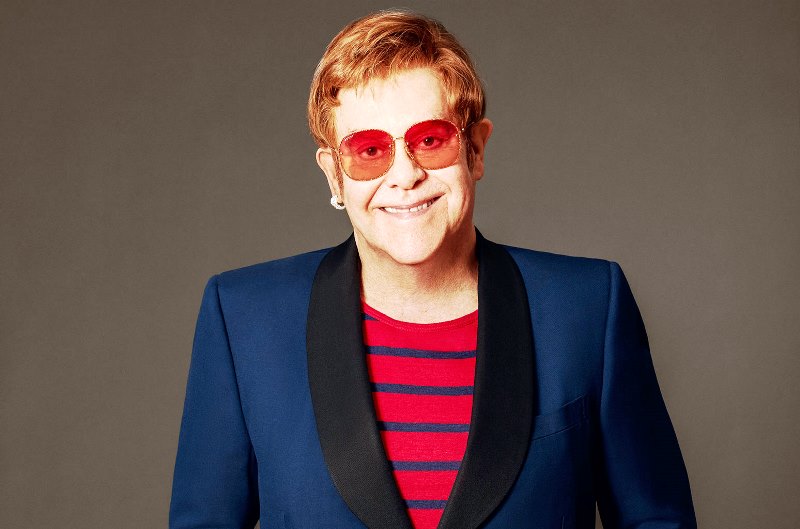 Elton John ganhará documentário sobre turnê de despedida produzido pelo Disney+