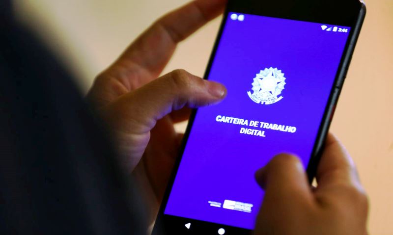 Taxa de desemprego fica estável no primeiro trimestre