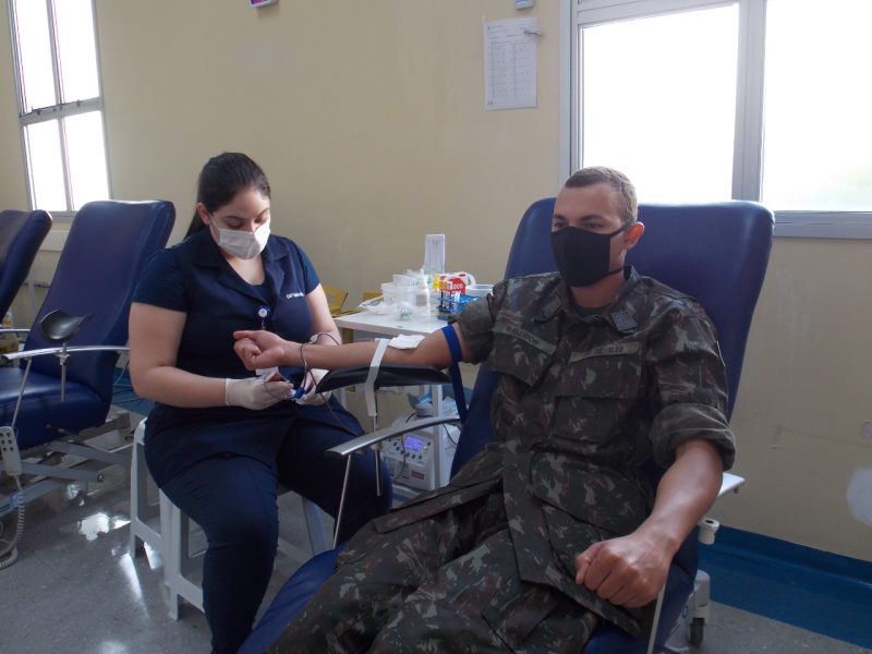 Banco de Sangue da Santa Casa recebe doações de atiradores do Tiro de Guerra