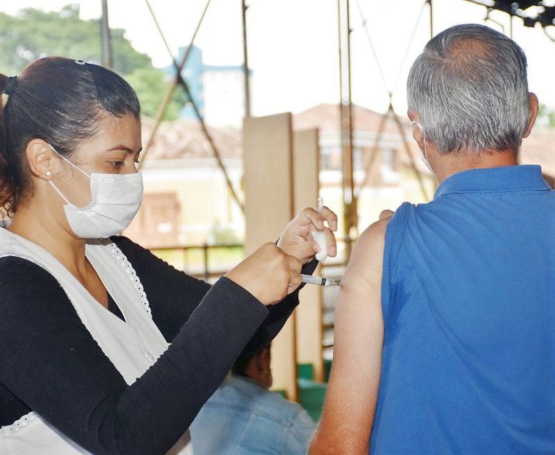 Campanha de vacinação contra gripe tem novo público