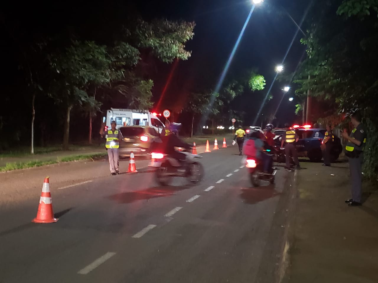 A Polícia Militar, Guarda Municipal e a Secretaria de Transporte e Trânsito realizaram operação