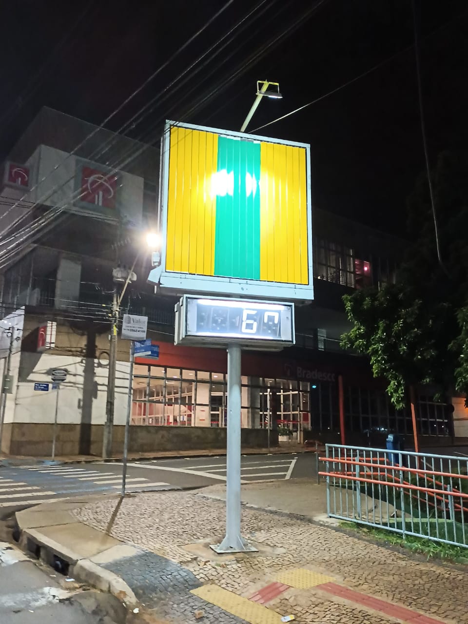 Termômetro marca 6° em São Carlos