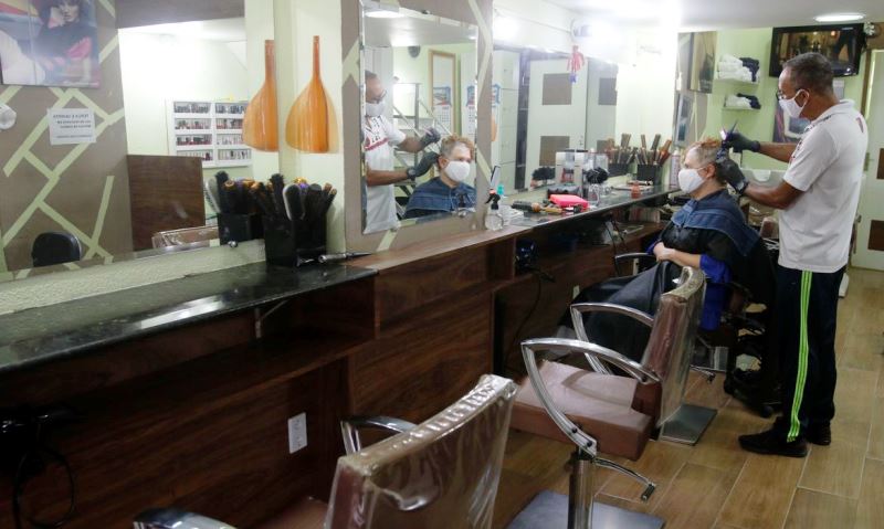 Confiança de serviços sobe 0,4 ponto