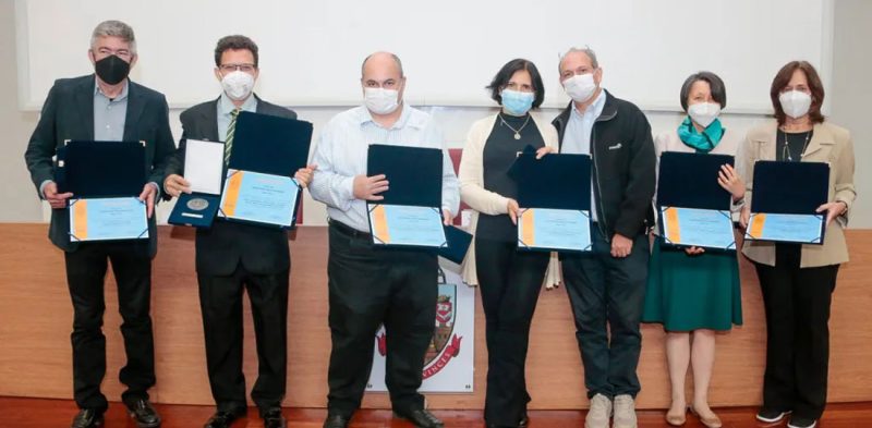 Cientistas de São Carlos são homenageados com “Prêmio Trajetória pela Inovação – USP”