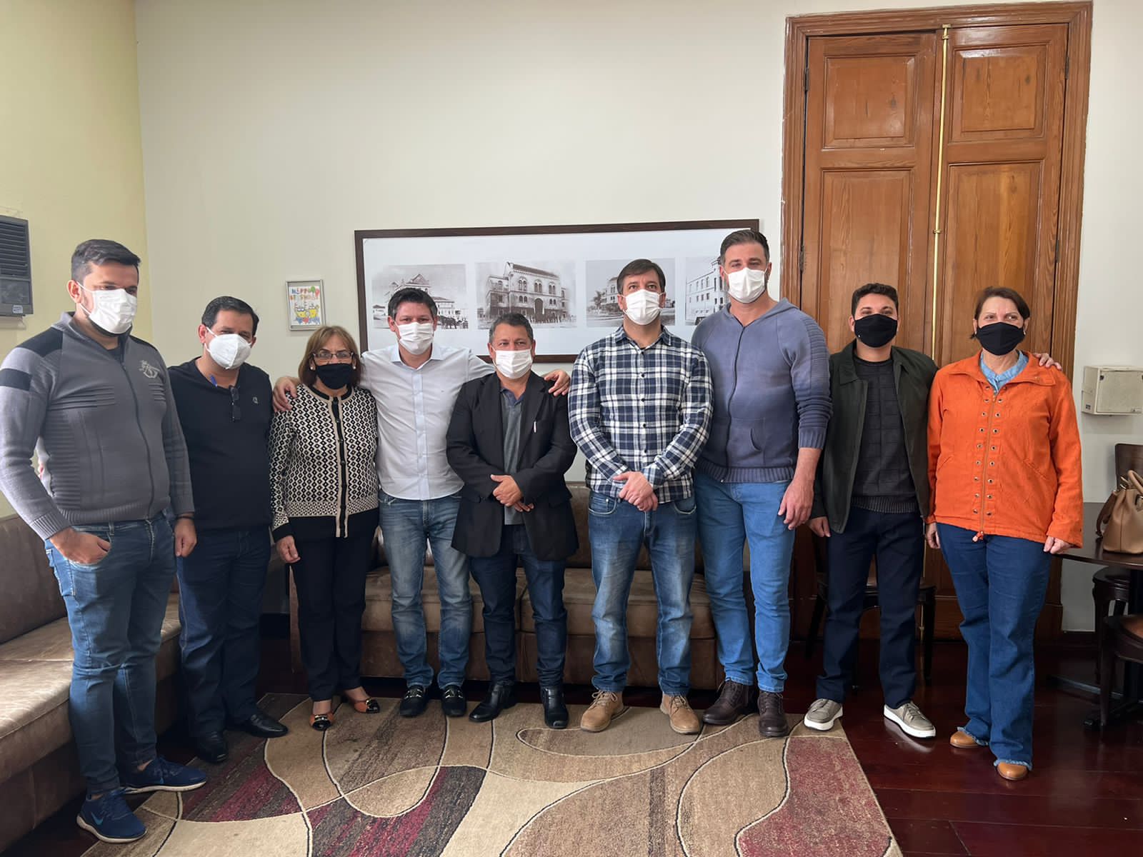 Jeferson Modesto visita São Carlos