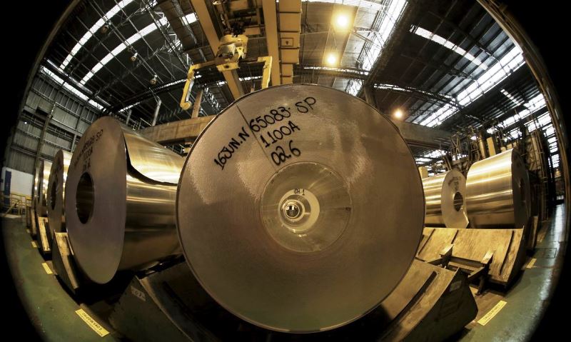 Indústrias empregavam 7,7 milhões de pessoas em 2020