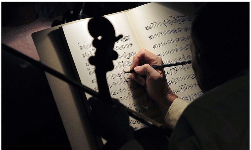 Pandemia faz aumentar profissionais em tecnologia e diminuir em mídia