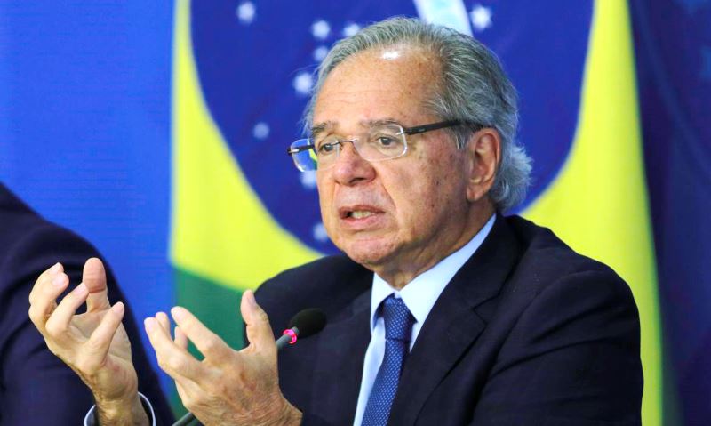 Ministro nega fim de dedução de saúde e educação no imposto de renda