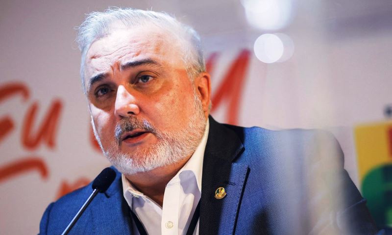 Jean Paul Prates assume presidência interina da Petrobras