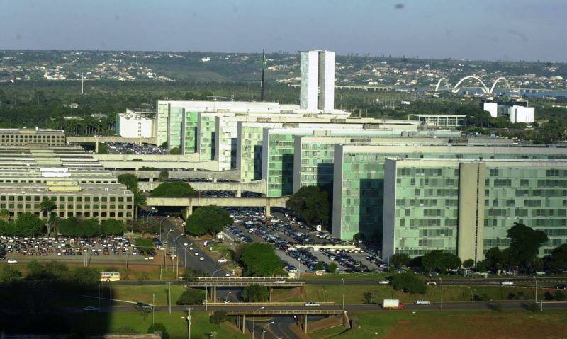 Governo adapta orçamento de 2023 à nova estrutura ministerial