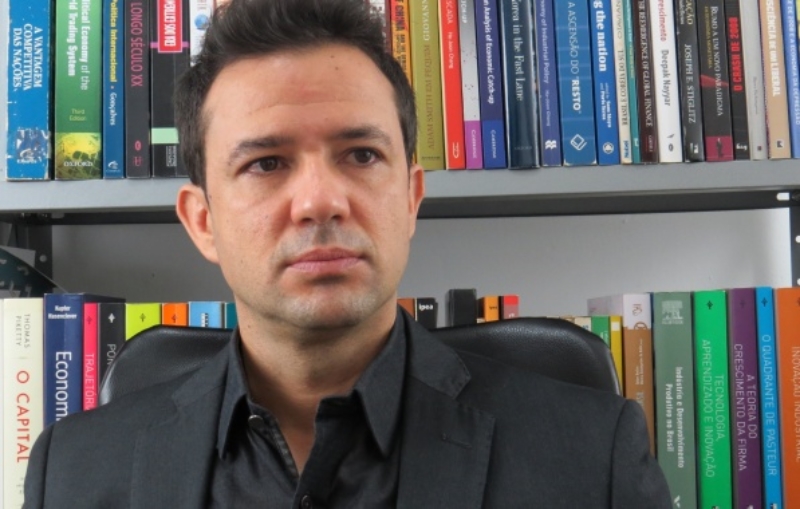 Neoindustrialização não ignora comércio e serviços