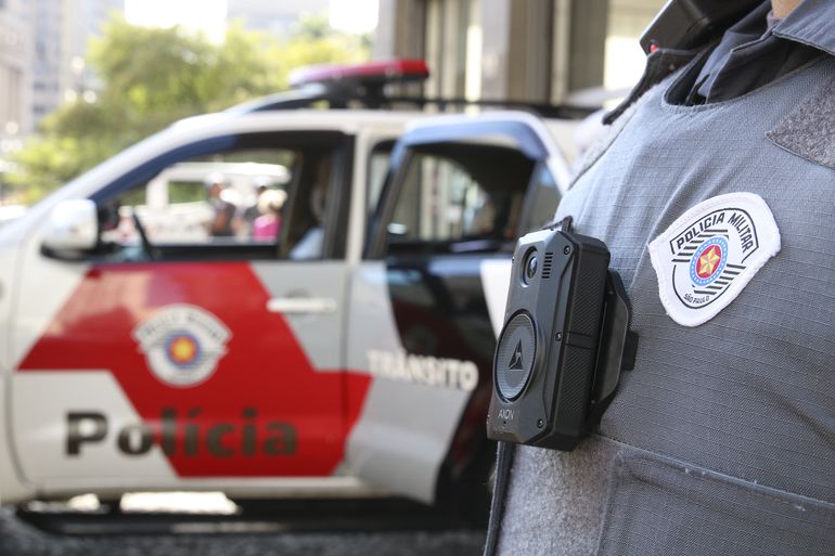Mãe e filha passam momentos aterrorizantes nas mãos de assaltantes