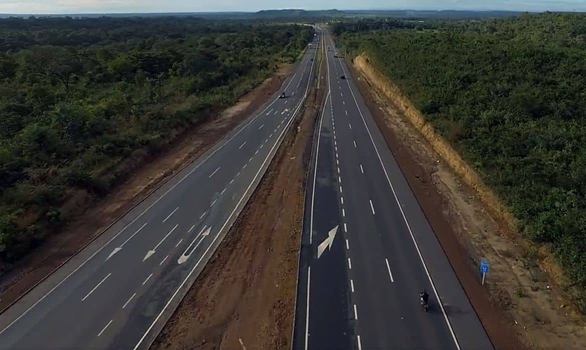 Governo triplica investimentos em infraestrutura
