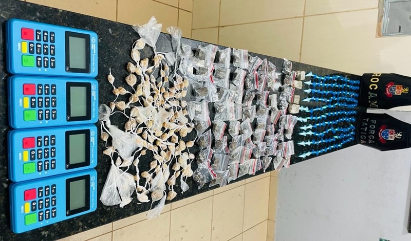 Força Tática prende indivíduos com drogas no Santa Angelina