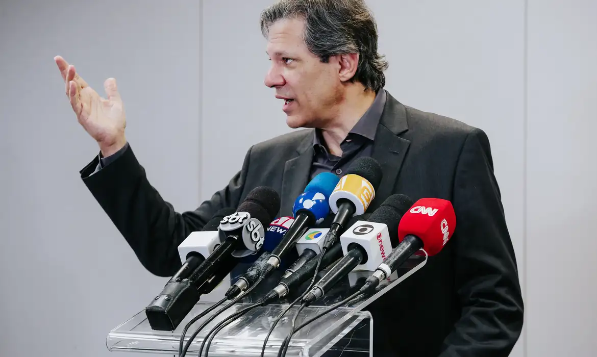 Haddad diz que desoneração da folha é inconstitucional