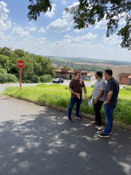 Gustavo Pozzi solicita providências para cruzamento