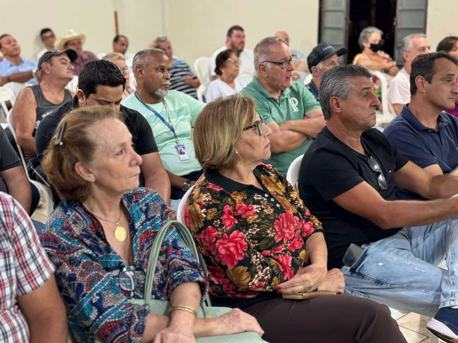 Vereadora Professora Neusa participa da reunião “Região Cidadã” no Maria Stella Fagá