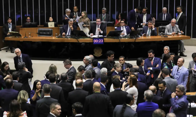 Congresso derruba veto à desoneração da folha de 17 setores