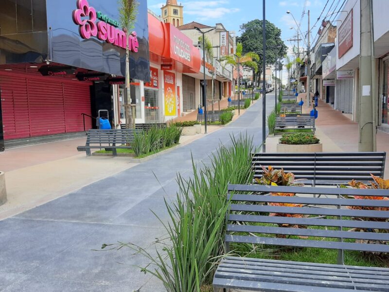 Feriados podem causar prejuízo de R$ 581 milhões ao varejo da região