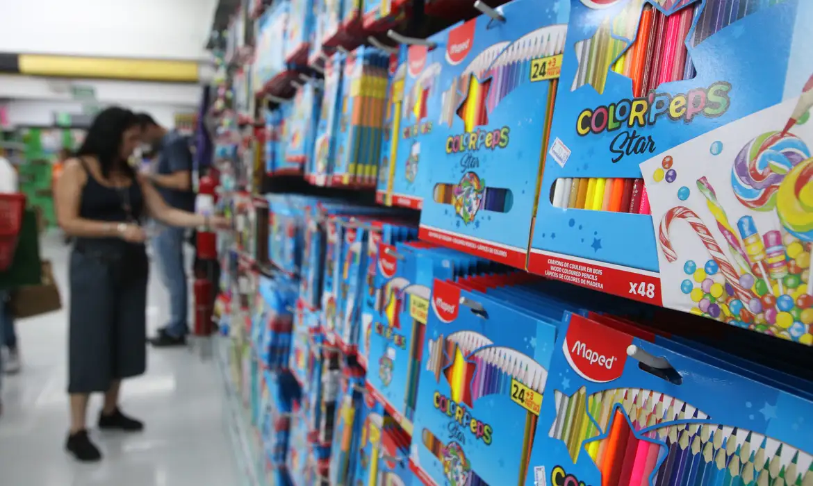 Vendas no varejo variam 0,1% em novembro e têm 2º mês de estabilidade