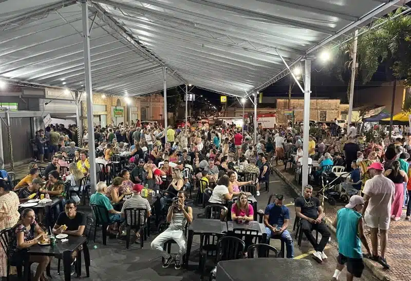 Festa do Milho comemora 50 anos e atrai milhares de turistas