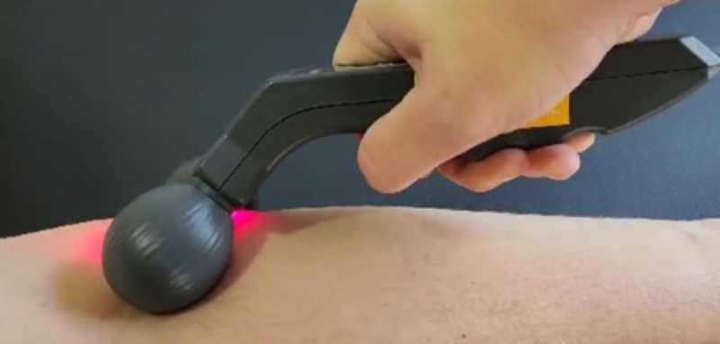 Pesquisa e tratamento com tecnologia inovadora para capsulite adesiva e tendinopatia