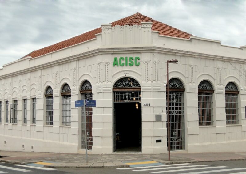 ACISC analisa comportamento de consumidores e comerciantes