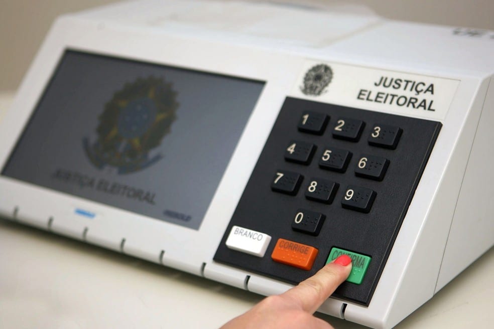 Candidatos não podem ser presos a partir de sábado (21)