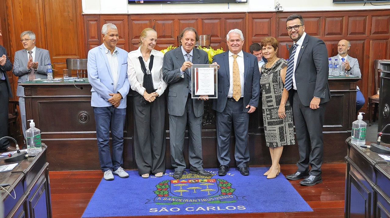 André Fiorentino é homenageado na Câmara