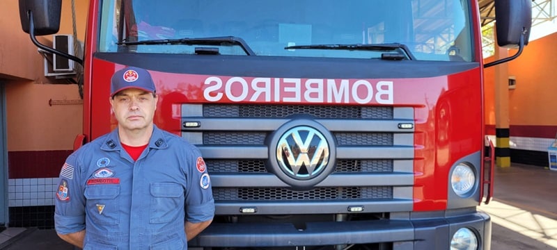 Incêndio atinge prédio desocupado no Gilbertoni